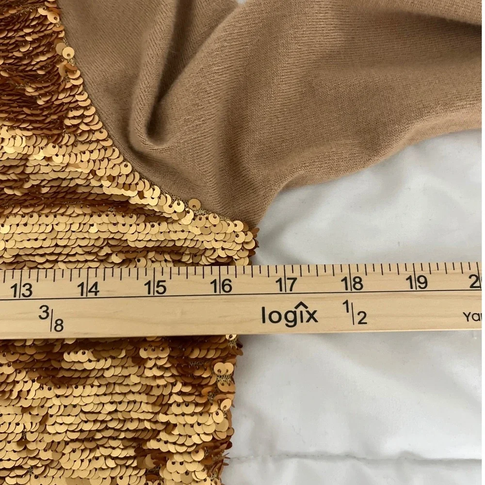Express Women's Camel‎ Party Sequin V Neck Button Front Cardigan Sweater New XS